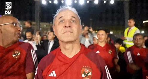 الوجه الآخر لكولر.. لقطات طريفة لمدرب الأهلي