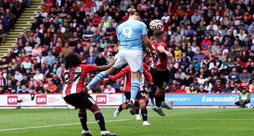 رأسية قوية .. هدف مانشستر سيتي الأول أمام شيفيلد (هالاند)