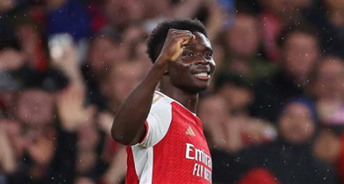 هدف أرسنال الأول أمام إيندهوفن (ساكا)