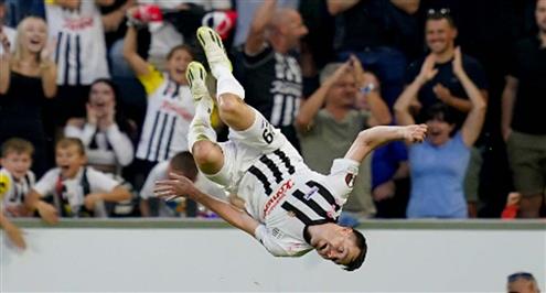 هدف لاسك الأول أمام ليفربول