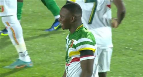 تسديدة ديانج أمام جنوب السودان