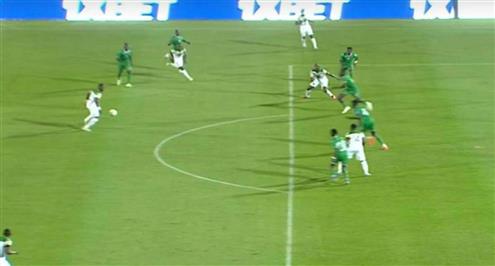 ديانج يصنع هدف مالي الأول أمام جنوب السودان