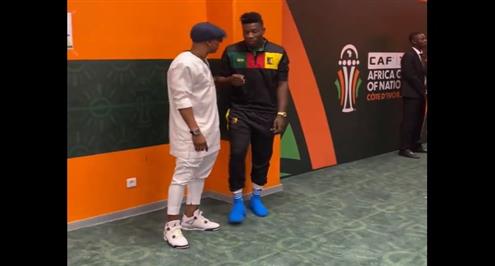 حديث خاص بين أونانا والحجي ضيوف أسطورة السنغال قبل مباراة الكاميرون وغينيا