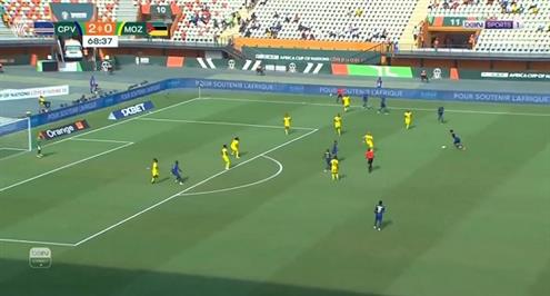 هدف صاروخي .. هدف كاب فيردي الثالث أمام موزمبيق (كيفين لينيني)