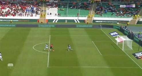 يوسف النصيري يهدر فرصة هدف للمغرب أمام الكونغو الديمقراطية