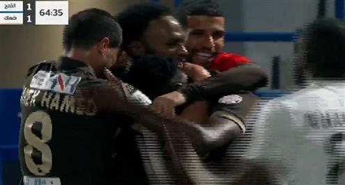 طارق حامد يصنع هدف ضمك أمام الفتح