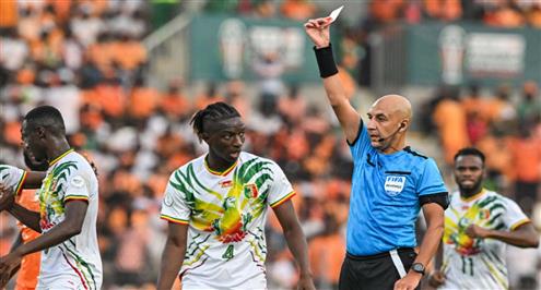 طرد كوسونو لاعب كوت ديفوار أمام مالي