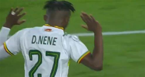 هدف رائع.. صاروخية نيني دورجيليس لاعب مالي في شباك كوت ديفوار