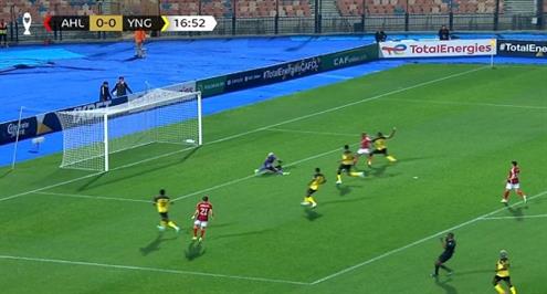 هدف بيرسي تاو الملغي أمام يانج أفريكانز 