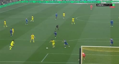 فرصة هدف لمصطفى محمد أمام ستراسبورج