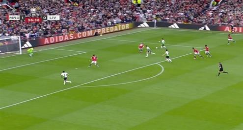 هدف ملغي من صناعة صلاح أمام مانشستر يونايتد