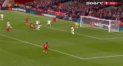 تسديدة صلاح أمام أتالانتا 