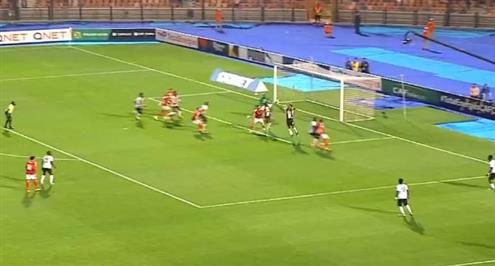 رأسية أحمد عبد القادر أمام مازيمبي