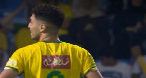 فرصة ضائعة من محمد شريف أمام النصر