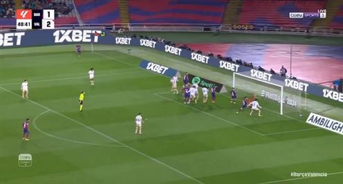 هدف برشلونة الثاني أمام فالنسيا (ليفاندوفسكي)