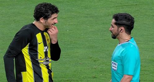 حجازي يتسبب في ركلة جزاء أمام الوحدة