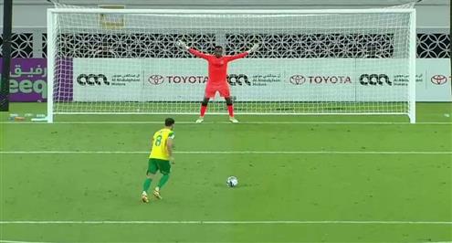 حمدي فتحي يسجل ركلة الترجيح أمام السد