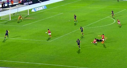 فرصة لا تضيع من حسين الشحات أمام الترجي