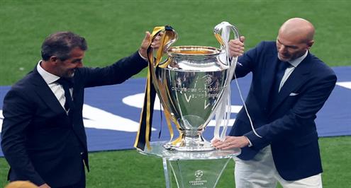 زيدان وهاينز يقدمان كأس دوري أبطال أوروبا