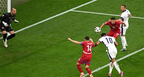 هدف إنجلترا أمام صربيا