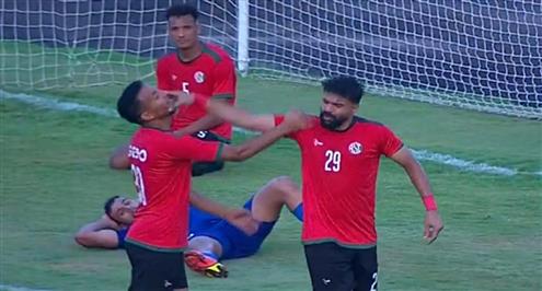 مشادة بين ثنائي سبورتنح بعد مباراة منتخب السويس