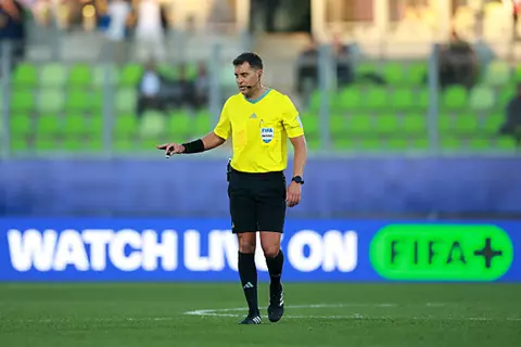 برأيك.. هل حرم الحكم منتخب المغرب تحت 20 عاما من ضربة جزاء ضد فرنسا؟