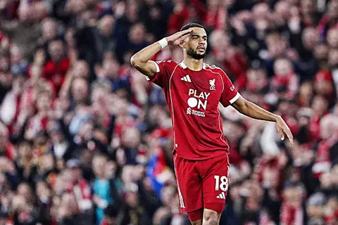 هدف ليفربول الأول أمام مانشستر يونايتد (جاكبو)