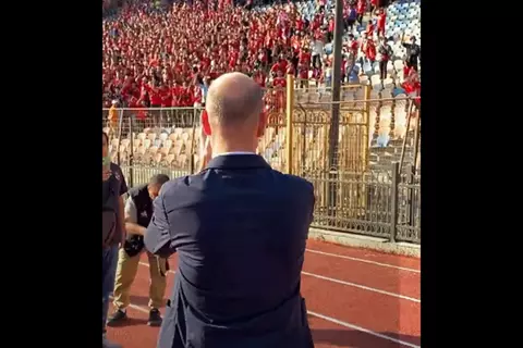 جماهير الأهلي ترحب بييس توروب في بداية مشواره مع الفريق