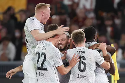 هدف فيكتوريا بلزن الثاني أمام روما (شيخ سواري)