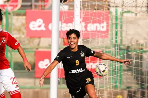 أهداف مباراة الأهلي ومسار في دوري الكرة النسائية