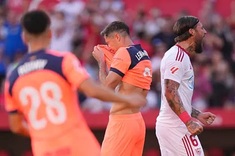 أهداف مباراة إشبيلية وبرشلونة