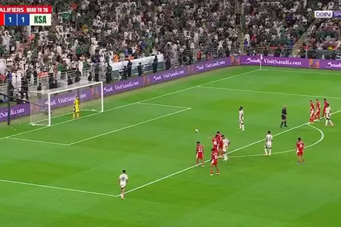 هدف السعودية الثاني أمام اندونسيا (فراس البريكان)