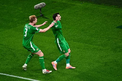 هدف إيرلندا الثاني أمام البرتغال (تروي باروت)