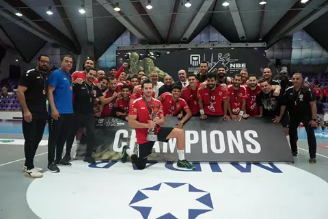 تتويج الأهلي بكأس السوبر المصري لكرة اليد