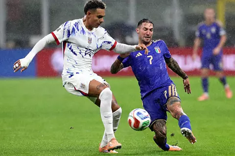 هدف النرويج الأول أمام إيطاليا (نوسا)