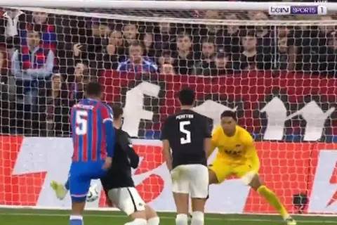 هدف ماكسينس أمام ألكمار 