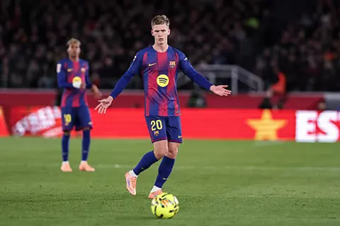 هدف برشلونة الثاني أمام أتلتيكو مدريد (داني أولمو)