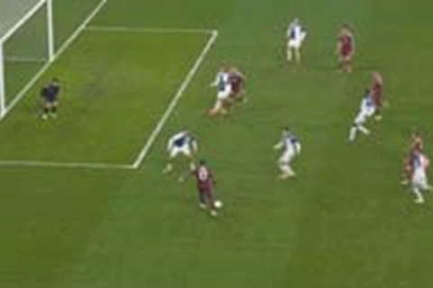 هدف الأهلي..ديريك كوتيسا  يسجل هدفًا لسيرفيت في الدوري السويسري. 