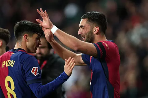 هدف برشلونة الأول أمام أوساسونا