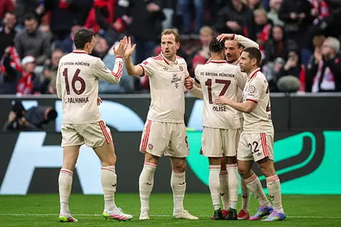 أهداف مباراة بايرن ميونيخ وسانت باولي