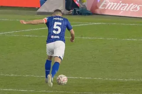 مهارة رائعة وتسديدة من سام مرسي أمام نوتينجهام فورست 