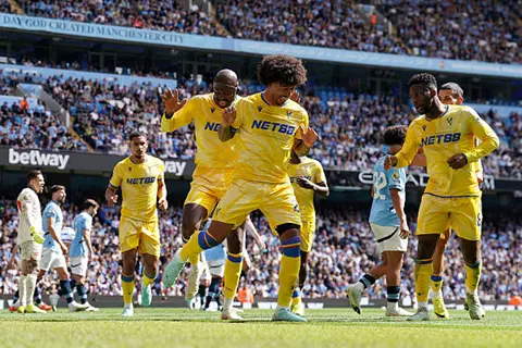 هدف كريستال بالاس الثاني أمام مانشستر سيتي