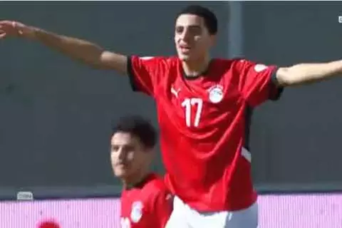 هدف منتخب مصر الأول أمام أنجولا (عبد العزيز الزغبي)