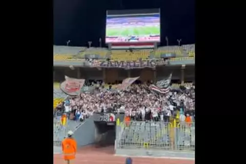 فرحة الجماهير بتتويج بنات الزمالك ببطولة أفريقيا للطائرة