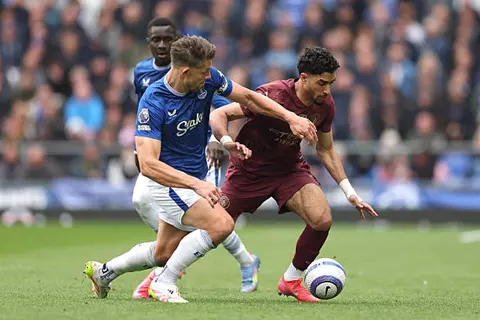 أهداف مباراة ايفرتون ومانشستر سيتي