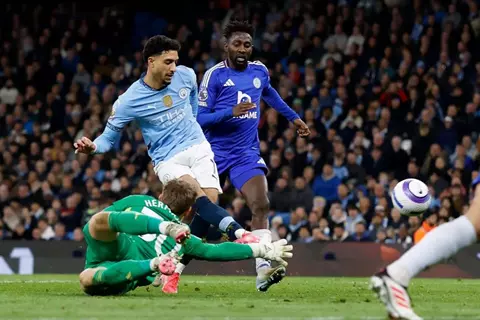 هدف عمر مرموش أمام ليستر سيتي