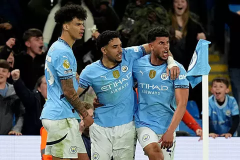 هدف قاتل من نونيز في مباراة مانشستر سيتي وأستون فيلا