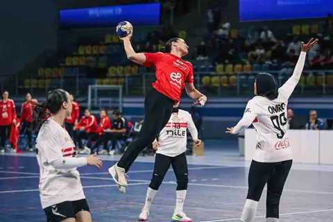 فتيات الأهلي يفزن على الزمالك بنتيجة 31-18 ويتوجن بلقب الدوري 