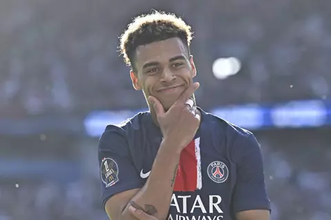 هدف باريس سان جيرمان أمام أنجيه