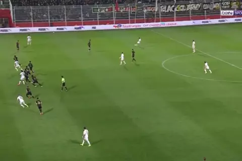 تقنية الفيديو تلغي هدف فيستون ماييلي أمام الجيش الملكي